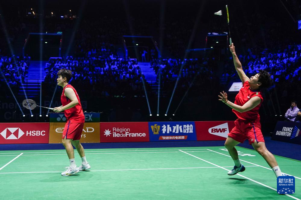 中国游泳的 中国游泳的