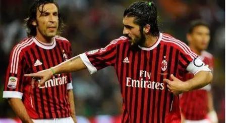 给更衣室立 给更衣室立